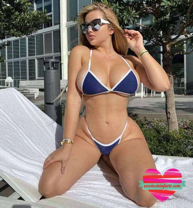 Se le salen a Anastasiya Kvitko