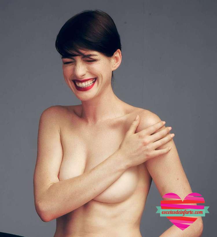 Anne Hathaway Desnuda