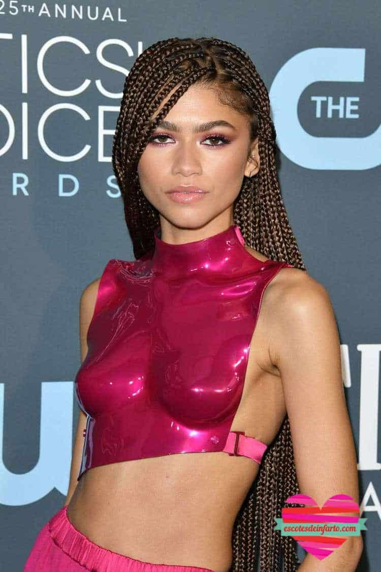 Zendaya Coleman luce sus curvas