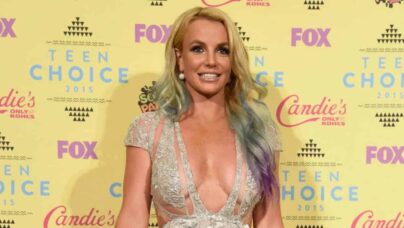 Britney Spears Desnuda en la Ducha